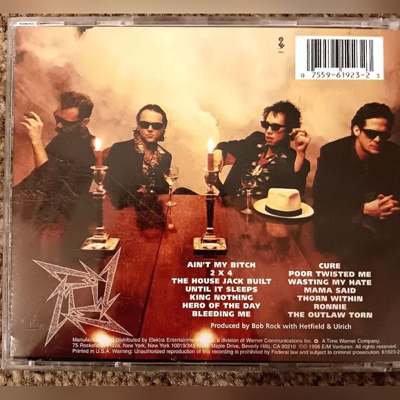 Metallica Load Compact Disk Pre-owned - Picture 3 of 9